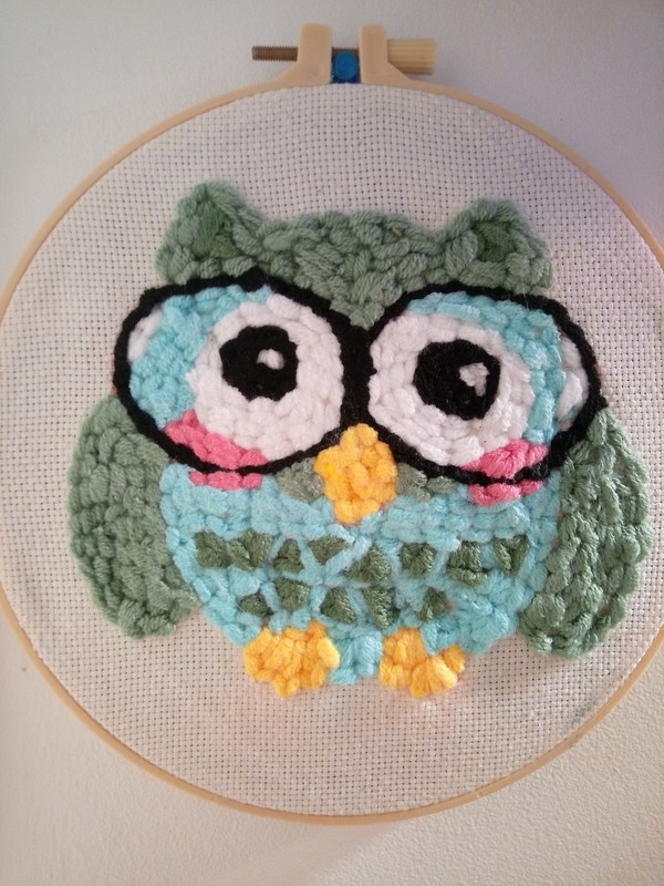 Broderie punch needle Hibou